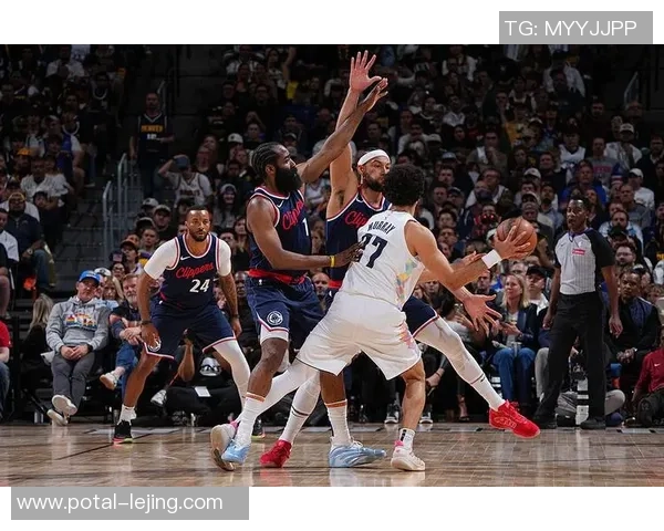 掘金与快船精彩对决直播来袭球迷不容错过的比赛盛宴 掘金与快船精彩对决直播来袭球迷不容错过的比赛盛宴